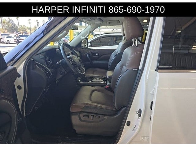2023 INFINITI QX80 Premium Select
