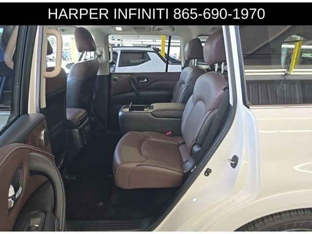 2023 INFINITI QX80 Premium Select