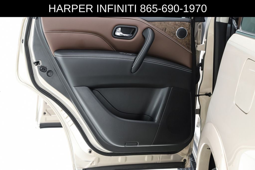2024 INFINITI QX80 Premium Select