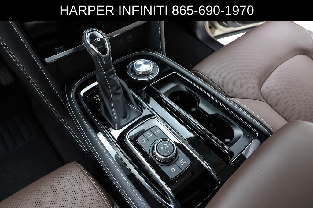 2024 INFINITI QX80 Premium Select
