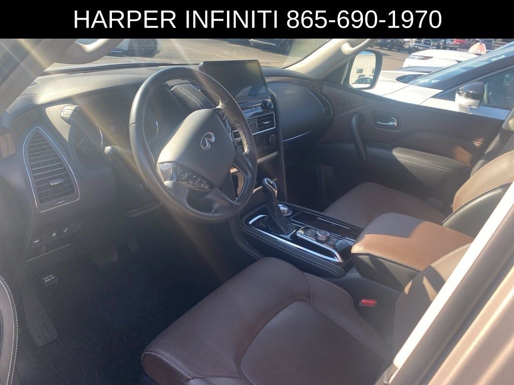 2024 INFINITI QX80 Premium Select