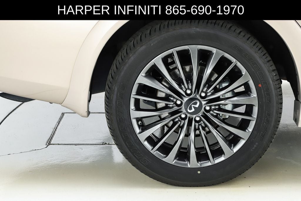 2024 INFINITI QX80 Premium Select