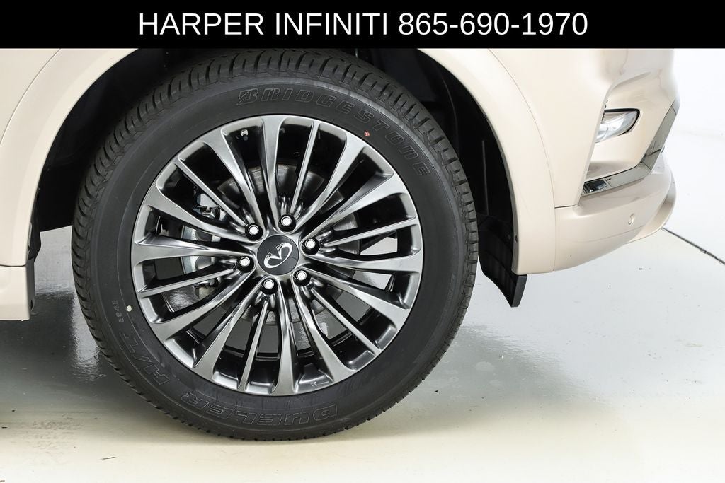 2024 INFINITI QX80 Premium Select