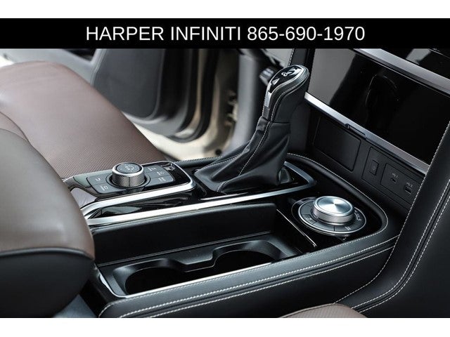 2024 INFINITI QX80 Premium Select