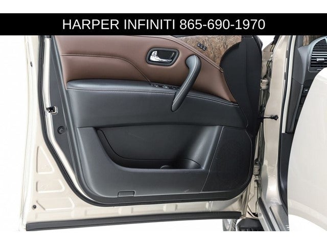 2024 INFINITI QX80 Premium Select