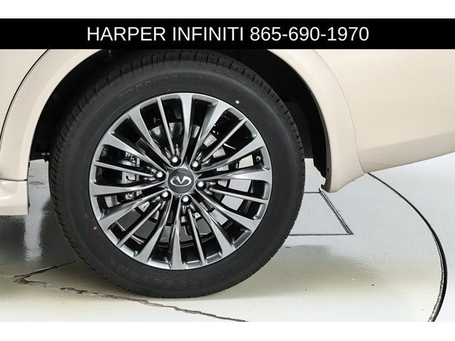 2024 INFINITI QX80 Premium Select