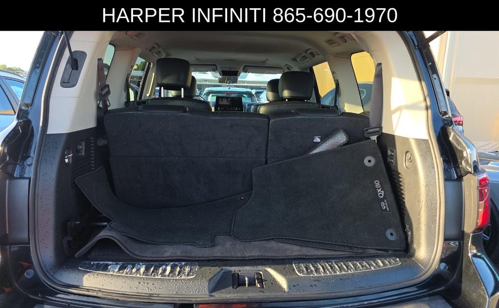 2024 INFINITI QX80 LUXE