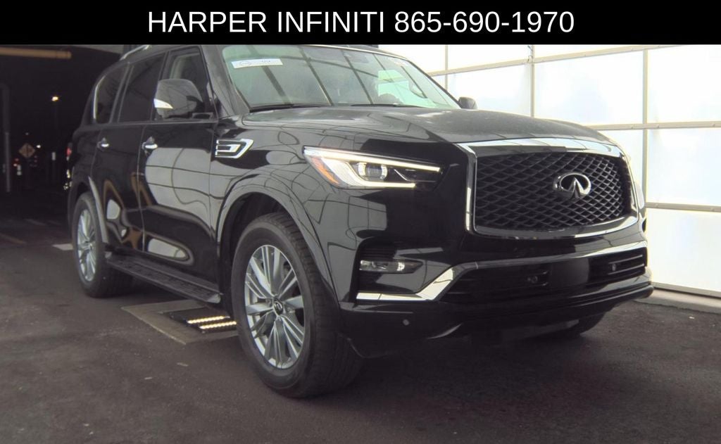 2024 INFINITI QX80 LUXE
