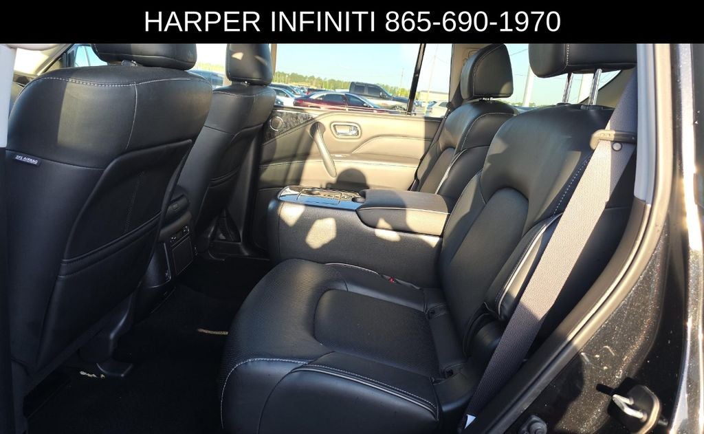 2024 INFINITI QX80 LUXE