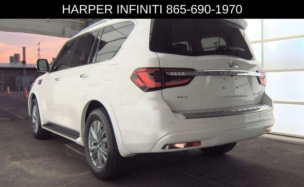 2024 INFINITI QX80 LUXE