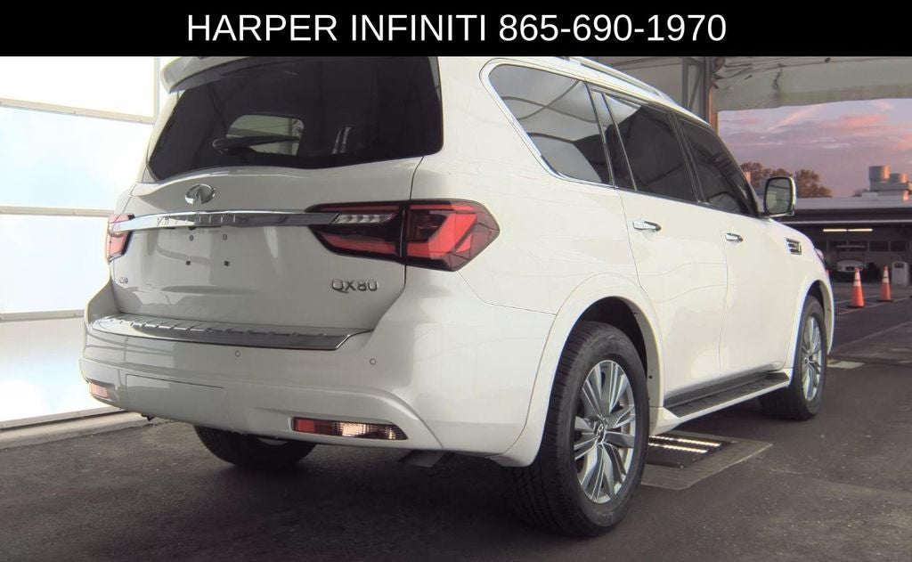 2024 INFINITI QX80 LUXE