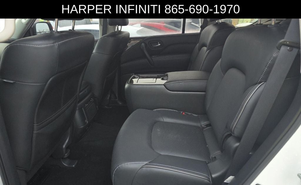 2024 INFINITI QX80 LUXE