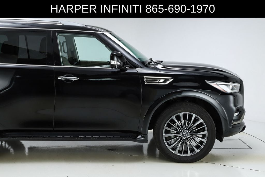 2022 INFINITI QX80 Premium Select