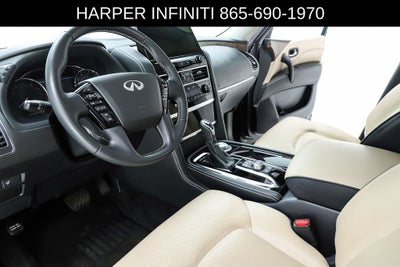 2022 INFINITI QX80 Premium Select
