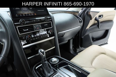 2022 INFINITI QX80 Premium Select