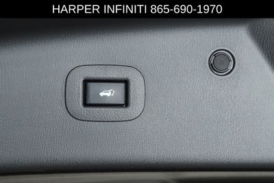 2022 INFINITI QX80 Premium Select