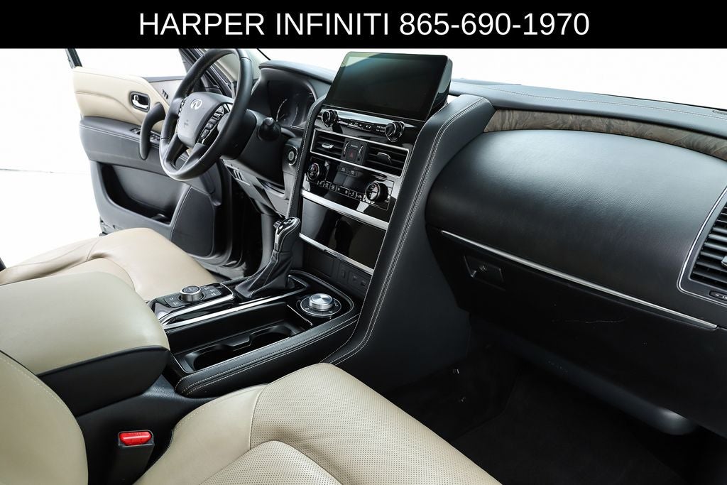 2022 INFINITI QX80 Premium Select