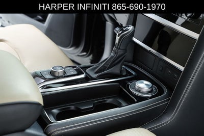 2022 INFINITI QX80 Premium Select