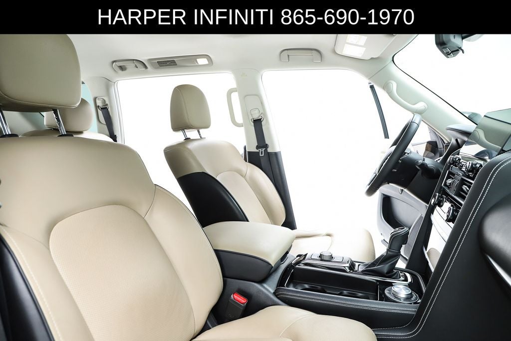 2022 INFINITI QX80 Premium Select