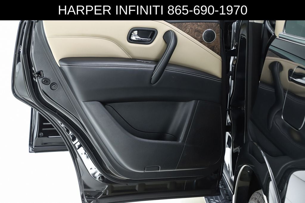 2022 INFINITI QX80 Premium Select