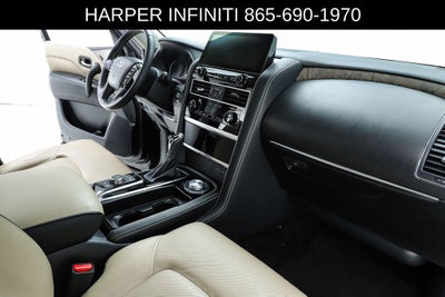 2022 INFINITI QX80 Premium Select