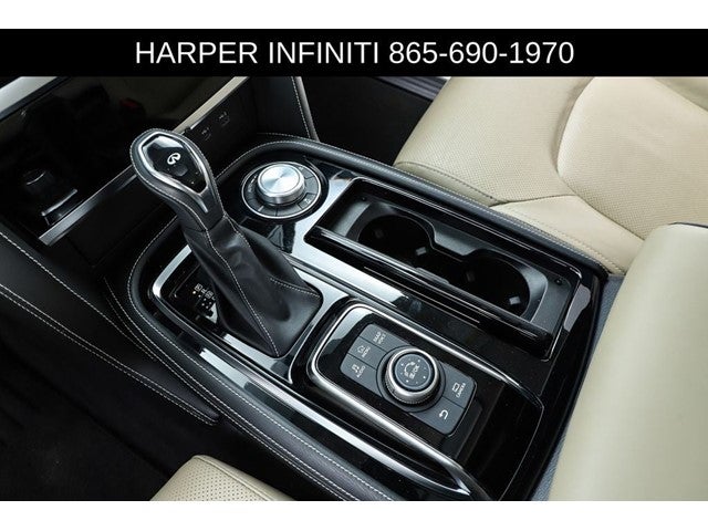 2022 INFINITI QX80 Premium Select