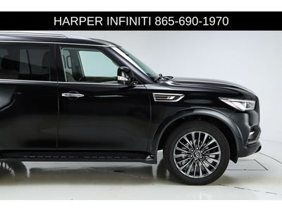 2022 INFINITI QX80 Premium Select