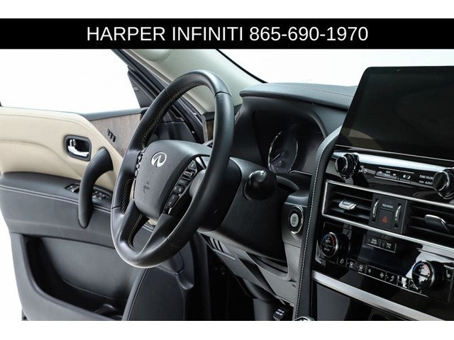 2022 INFINITI QX80 Premium Select