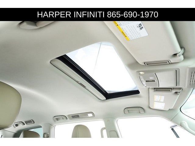 2022 INFINITI QX80 Premium Select