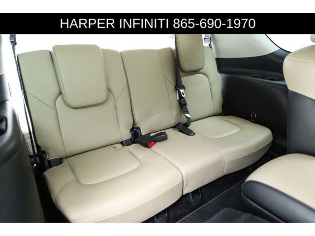2022 INFINITI QX80 Premium Select