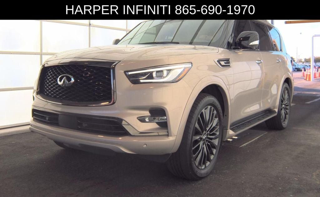 2023 INFINITI QX80 Premium Select