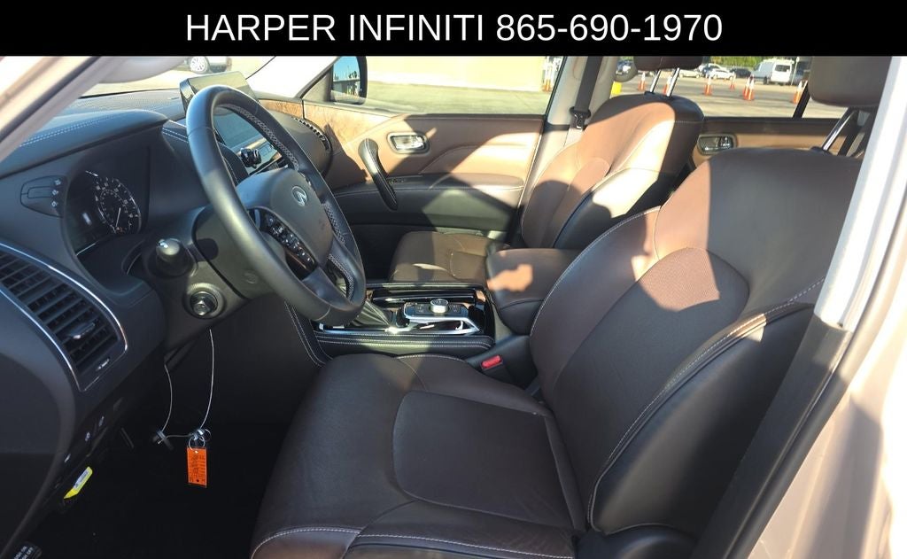 2023 INFINITI QX80 Premium Select