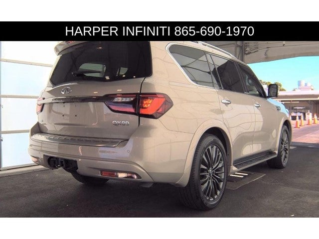 2023 INFINITI QX80 Premium Select