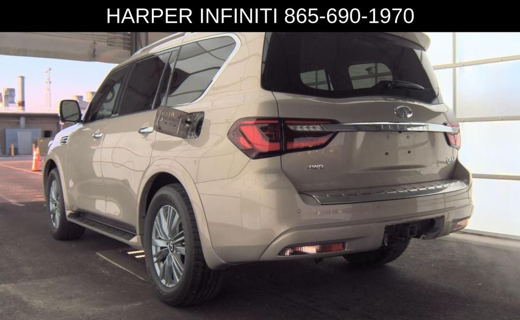 2024 INFINITI QX80 LUXE