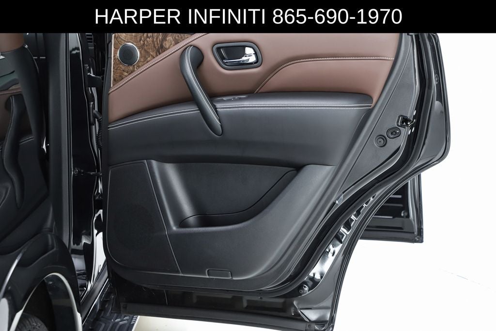 2023 INFINITI QX80 Premium Select