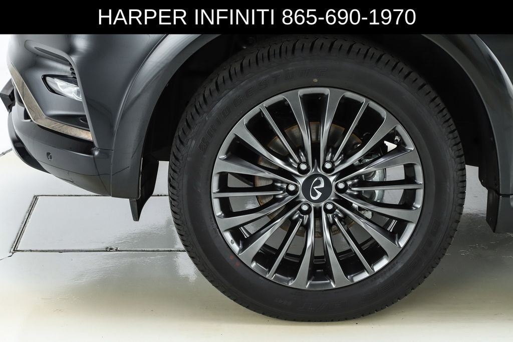 2023 INFINITI QX80 Premium Select