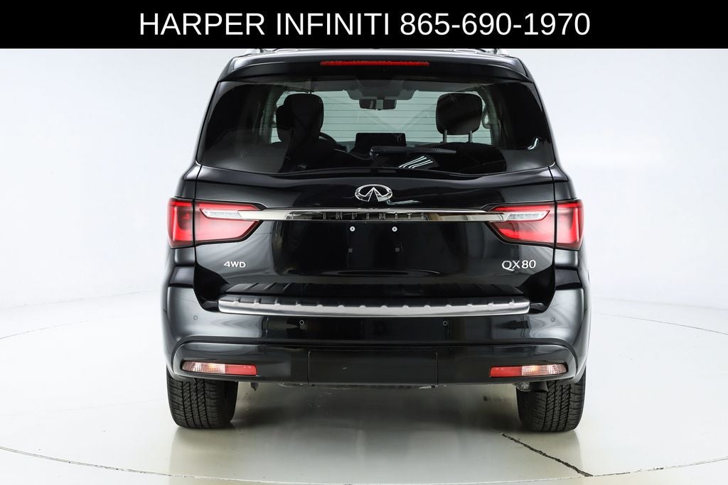 2023 INFINITI QX80 Premium Select
