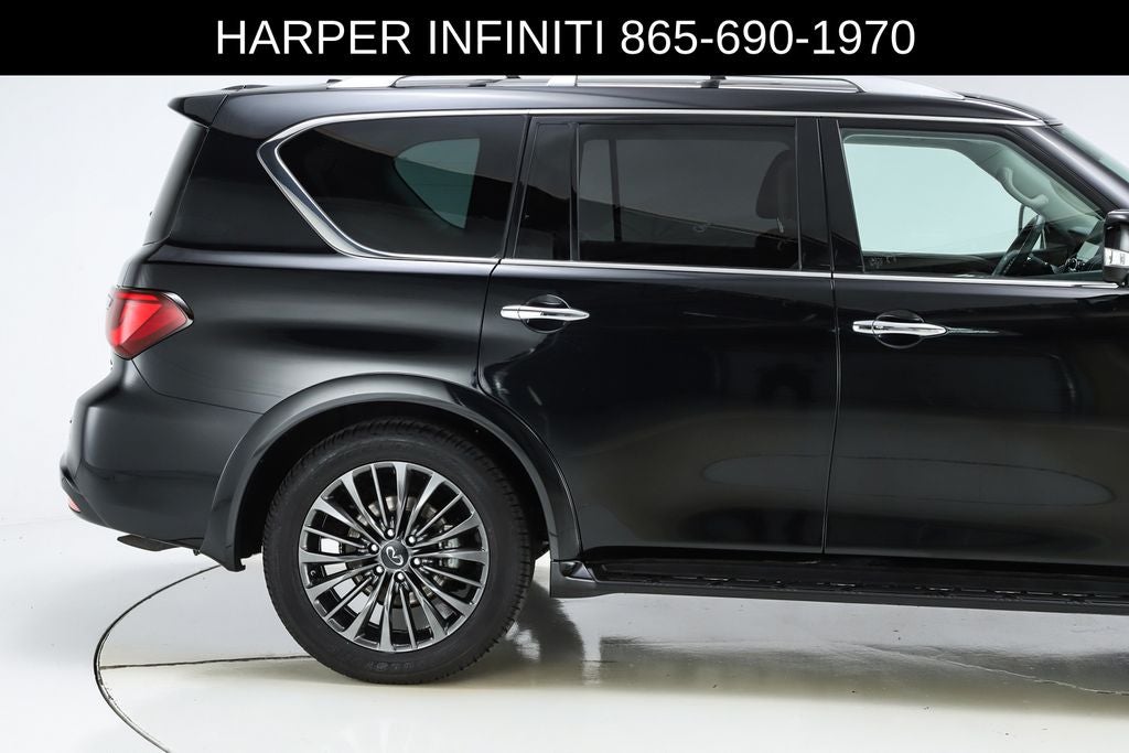 2023 INFINITI QX80 Premium Select