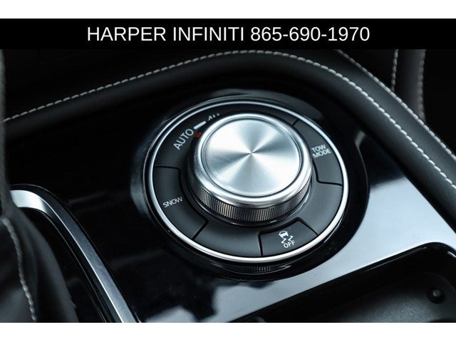 2023 INFINITI QX80 Premium Select