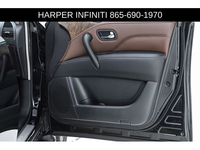 2023 INFINITI QX80 Premium Select