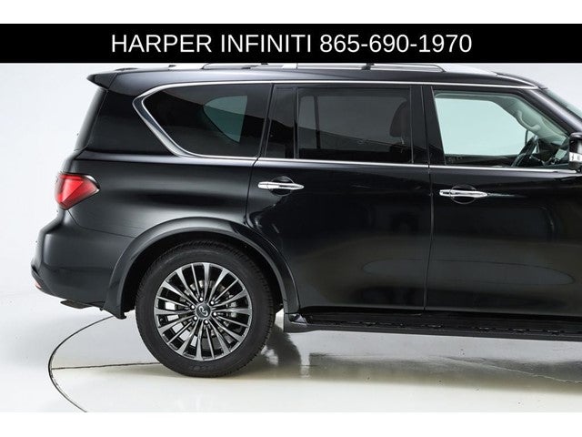 2023 INFINITI QX80 Premium Select