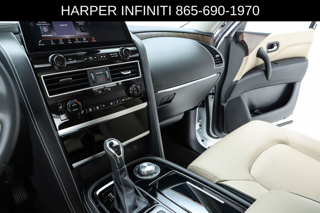 2024 INFINITI QX80 Premium Select
