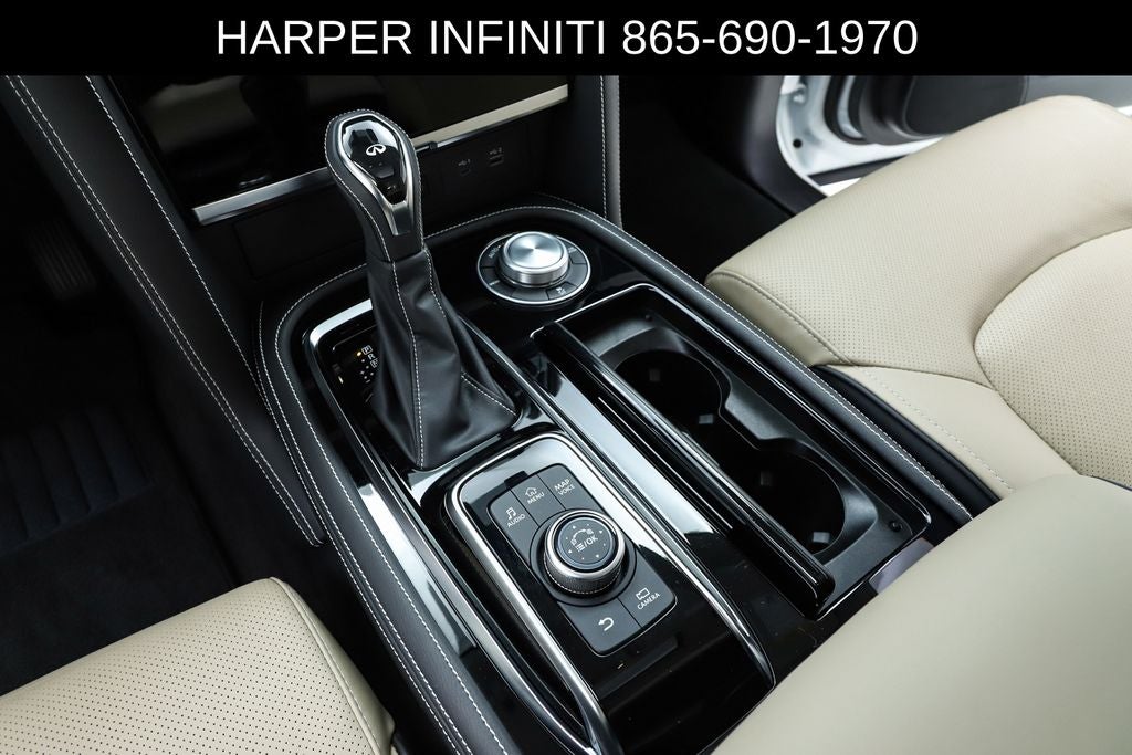 2024 INFINITI QX80 Premium Select