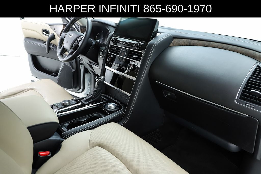 2024 INFINITI QX80 Premium Select