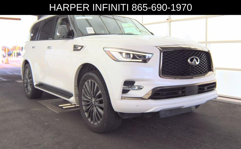 2024 INFINITI QX80 Premium Select