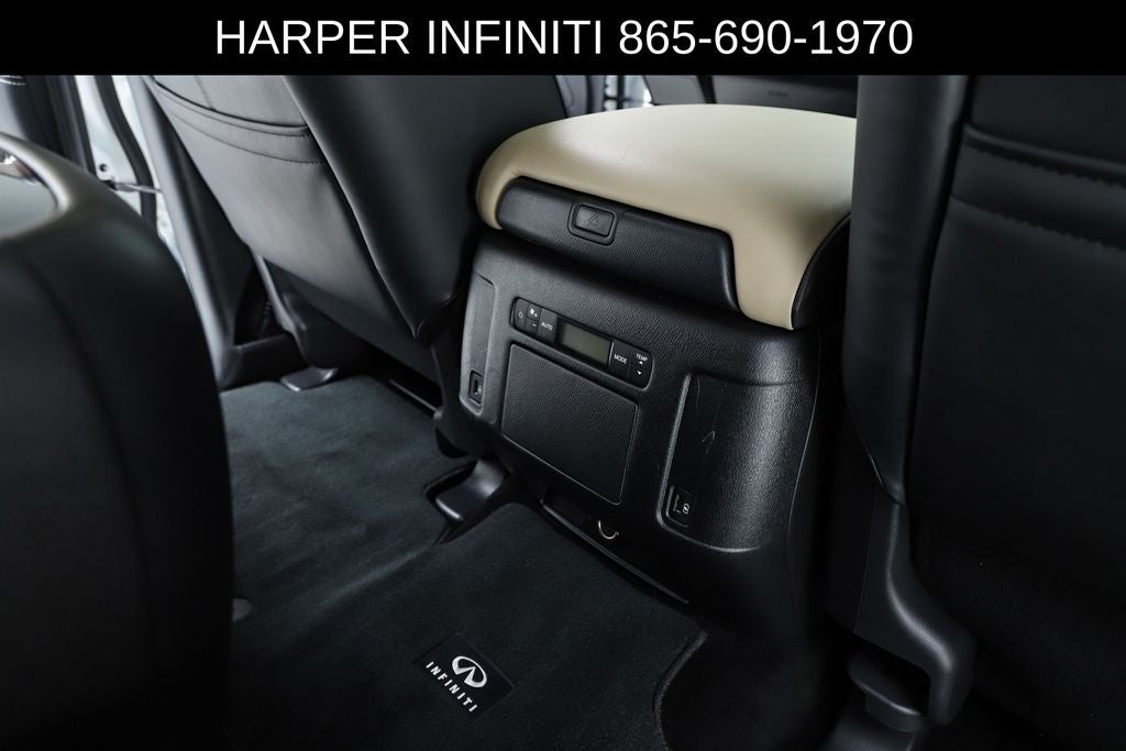 2024 INFINITI QX80 Premium Select