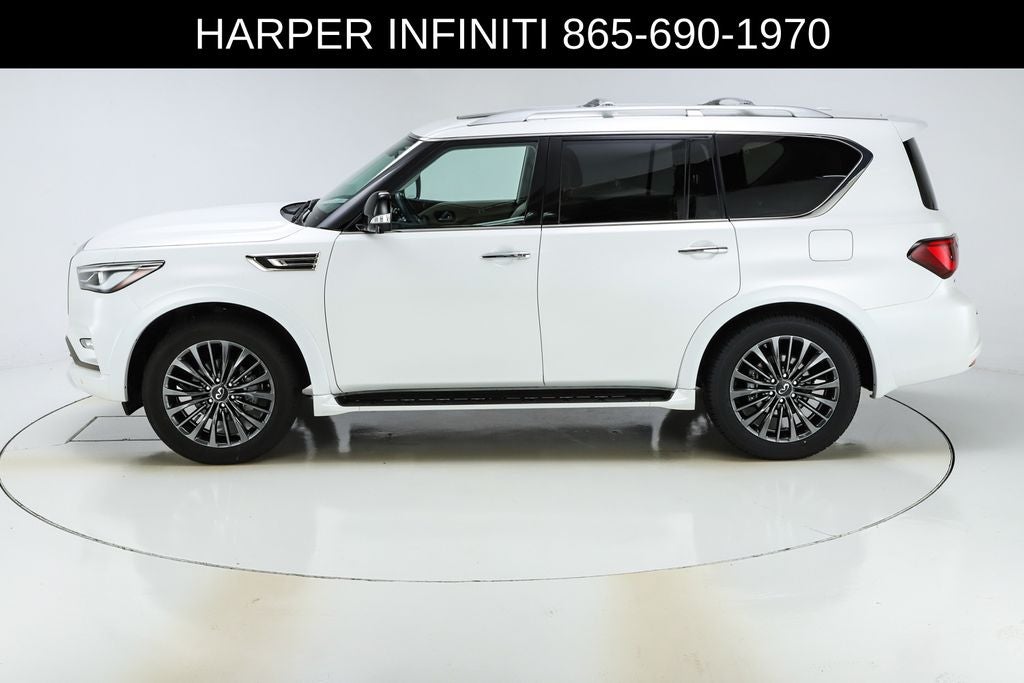 2024 INFINITI QX80 Premium Select