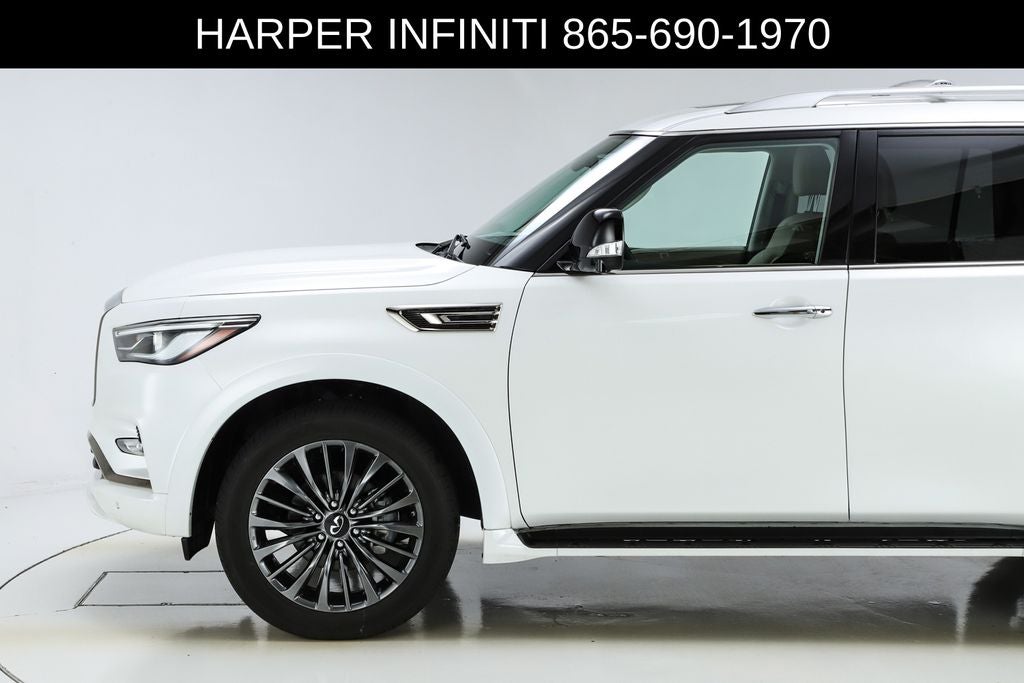2024 INFINITI QX80 Premium Select
