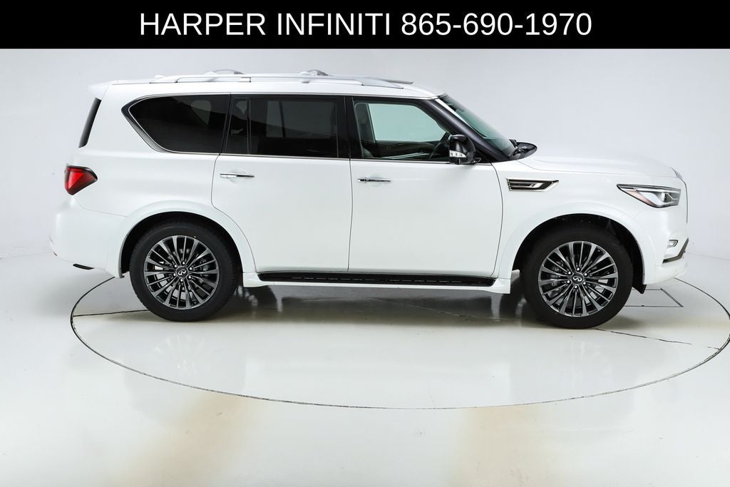 2024 INFINITI QX80 Premium Select