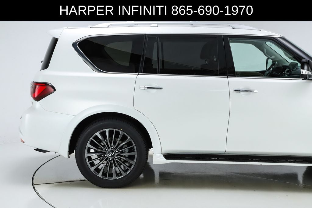 2024 INFINITI QX80 Premium Select